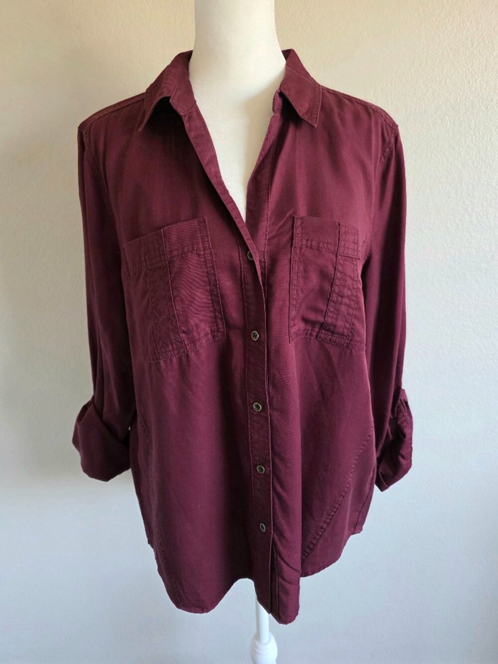 NEW Westbound Tencel Lyocell Button Down Shirt Burgundy Roll Tab Sleeve Size S